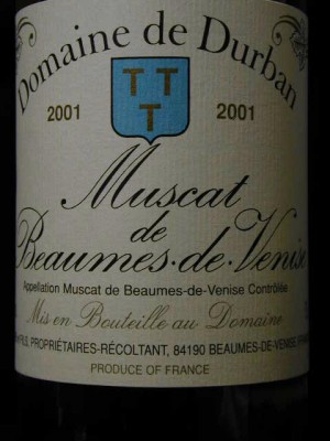 Und dies der feine Muscat de Beaumes de Venise mit eher zurückhaltender Restsüße und ausgewogener Säure. Ein herrlicher Dessertwein, neben den Sauternes oder den Beerenauslesen aus dem Burgenland....